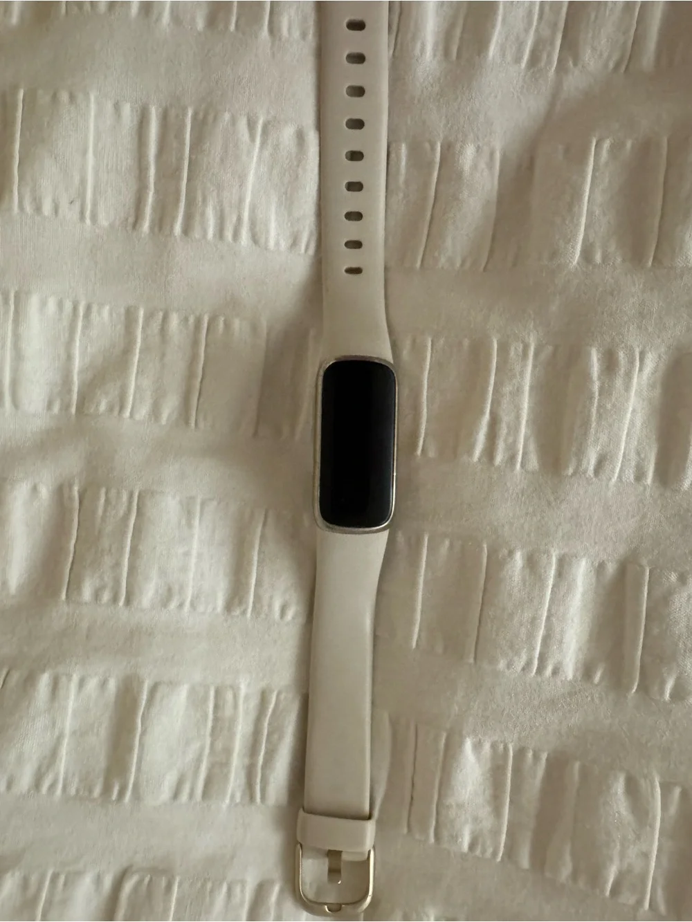 Fitbit Luxe Fitness Tracker with 5 bands and charger